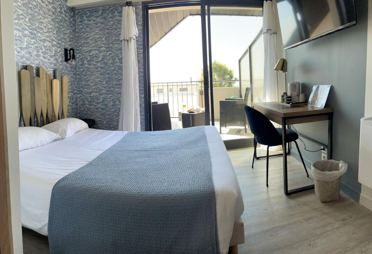 Logis Hotel Du Large Plougonvelin Bagian luar foto