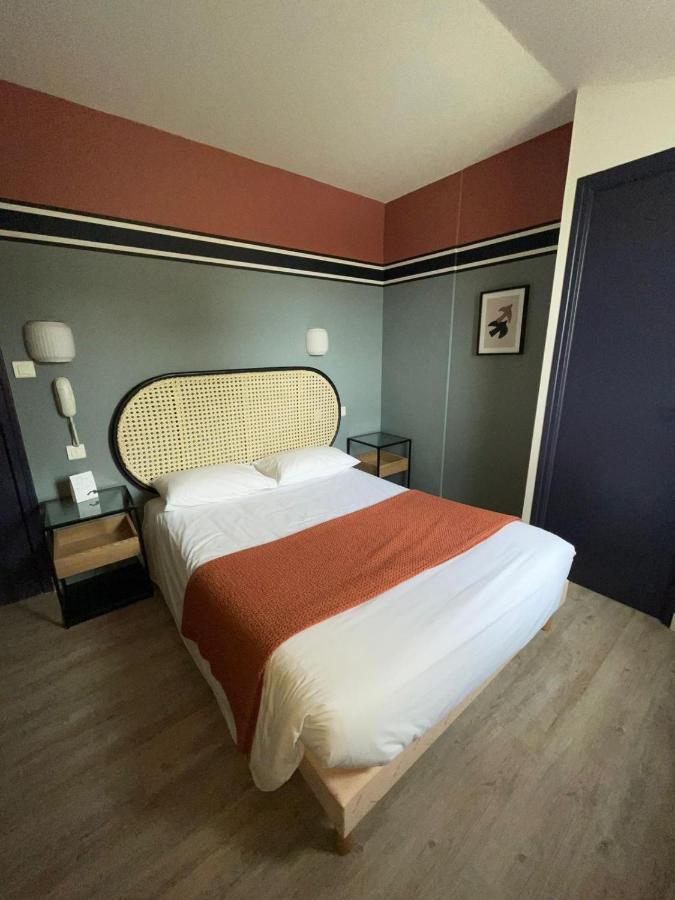 Logis Hotel Du Large Plougonvelin Bagian luar foto