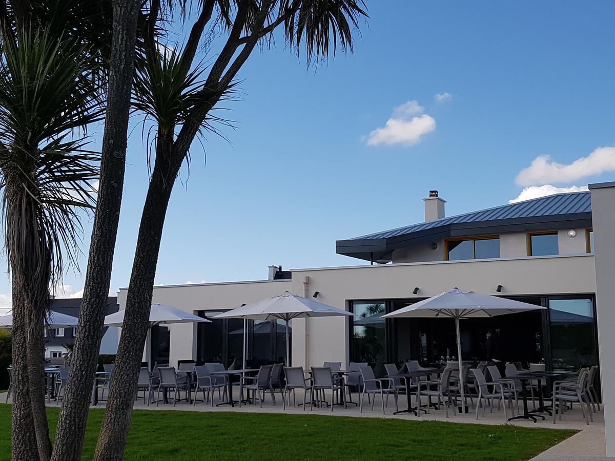 Logis Hotel Du Large Plougonvelin Bagian luar foto