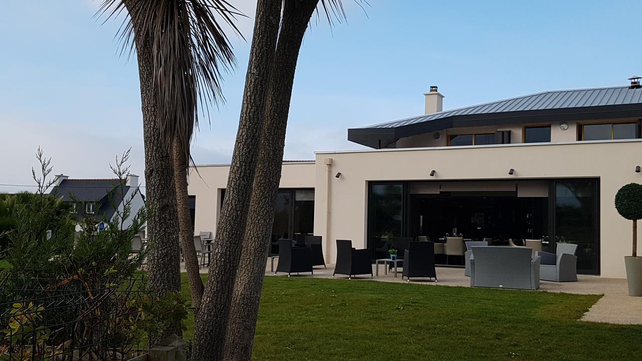 Logis Hotel Du Large Plougonvelin Bagian luar foto