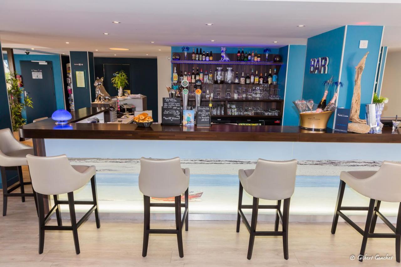 Logis Hotel Du Large Plougonvelin Bagian luar foto